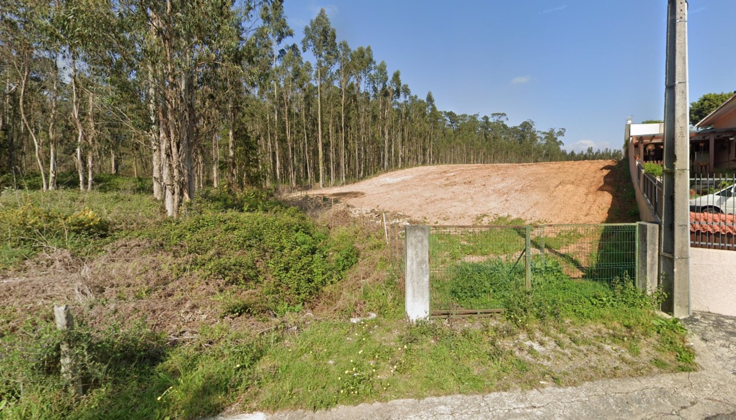 TERRENO EM SOLO URBANIZADO - 1000M2